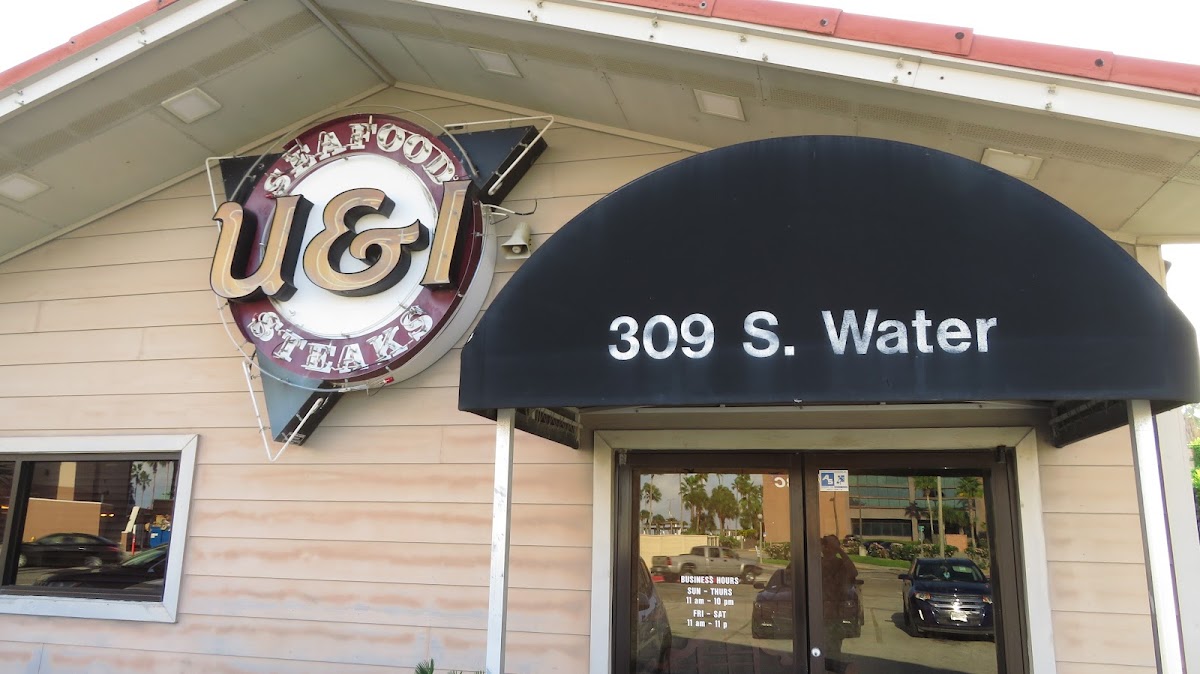 U & I Steak and Seafood Restaurant